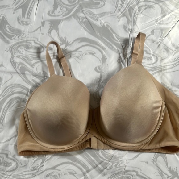 Wacoal Tan Full-Coverage Bra with Molded Cups - Picture 1 of 6